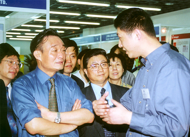 吴邦国